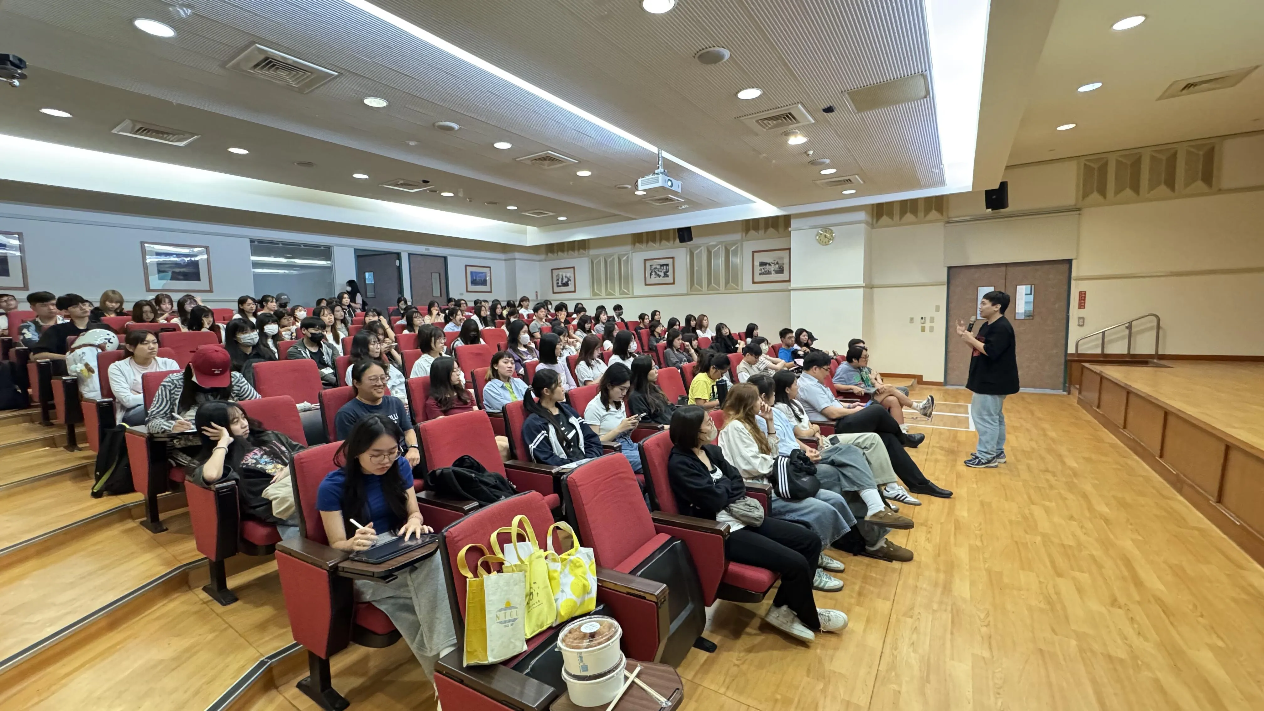 114年9月25日 出國交換暨學海計畫說明會 第5張